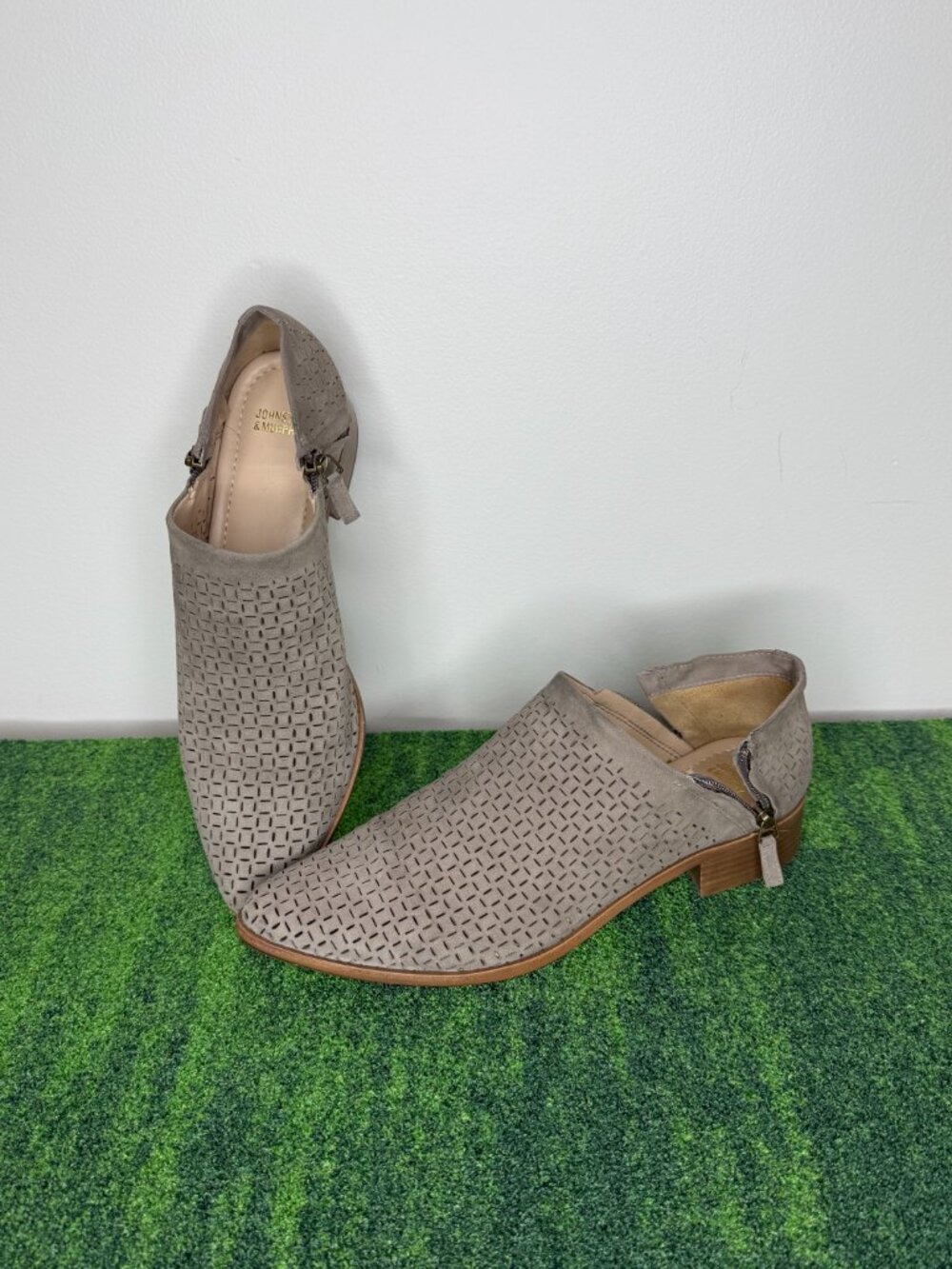 Johnston & Murphy Veronica 78-50823 Womens Suede Ankle & Booties Boots 10